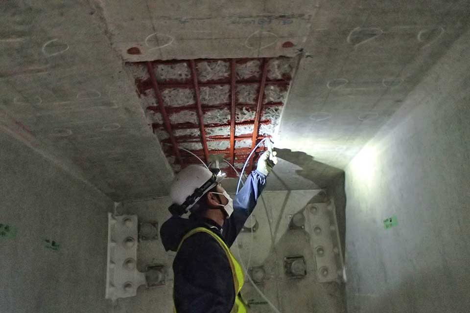 断面補修の様子